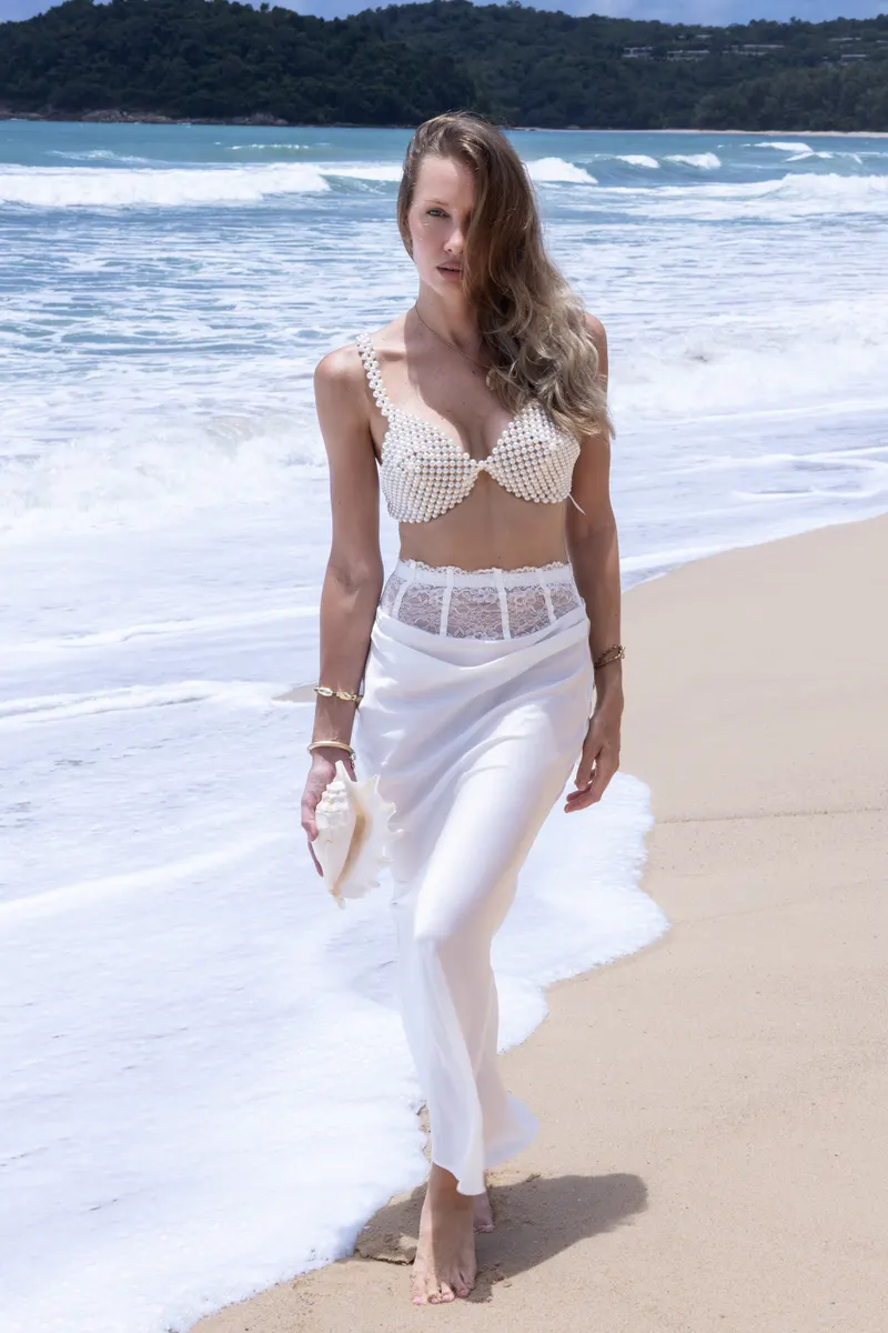 The Story & Inspiration: Pearl Tide, photo 2 by Tati Photo