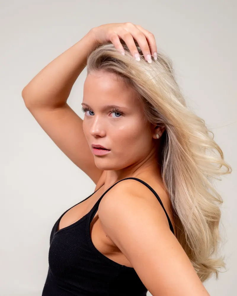 New Face Model Portfolio Shoot in Lappeenranta: Emmi Lisa Johanna's First Photoshoot, photo 1 by Jarno Saarimies